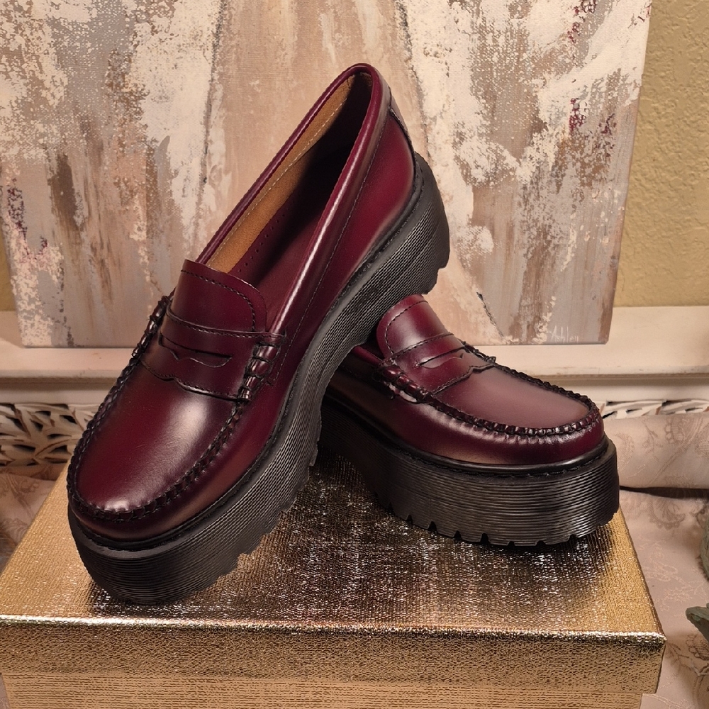 G.H. Bass Whitney Platform Weejuns Loafer in Wine